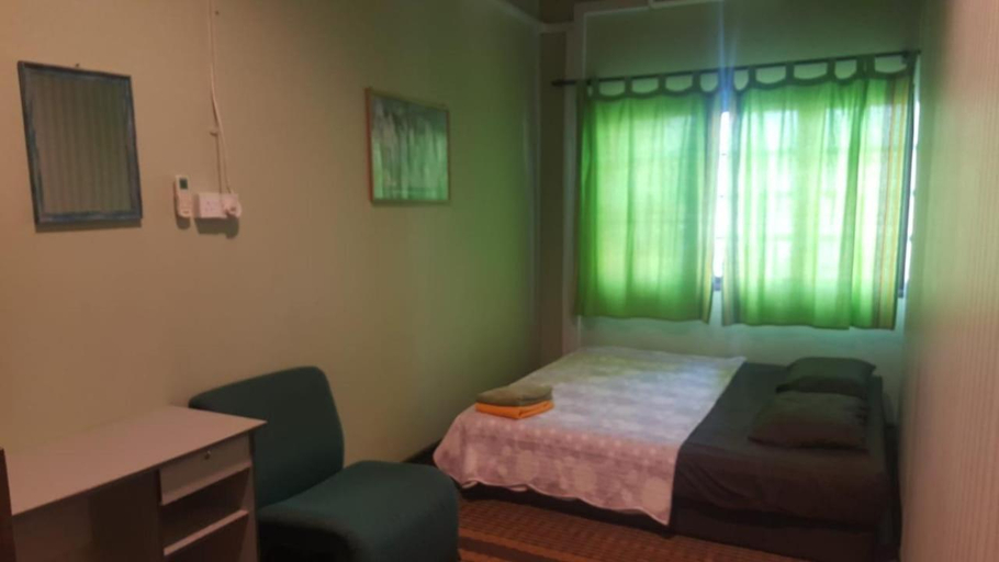 Bedroom 3, Marco Polo Guest House, Kuching