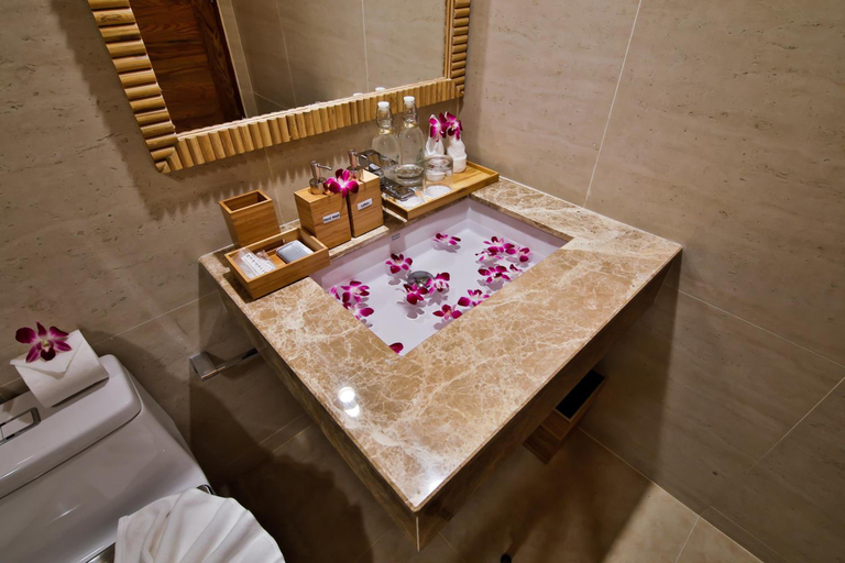 Bathroom 4, PhiPhi CoCo Beach Resort, Mueang Krabi