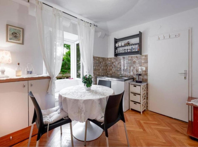 Private kitchen 4, Old Town Dubrovnik Cozy Apartment, Dubrovnik