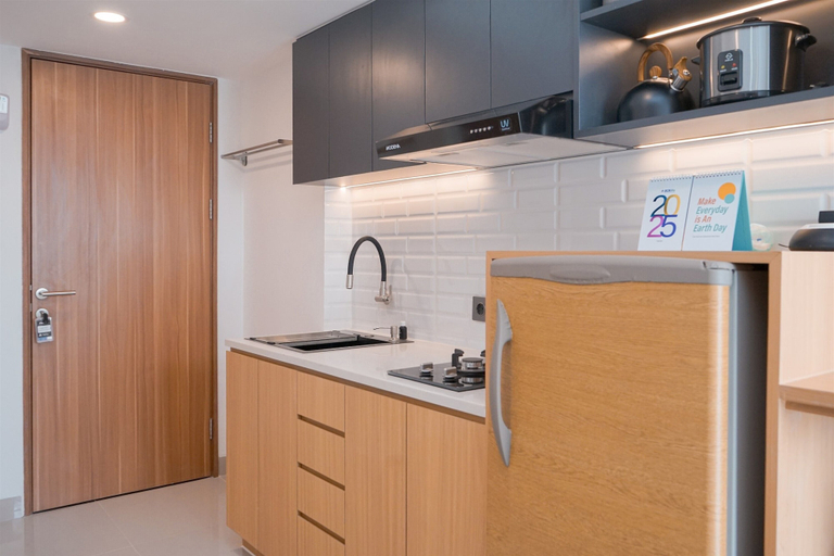 Private kitchen 2, Good Deal Studio Cisauk Point Apartment, Tangerang