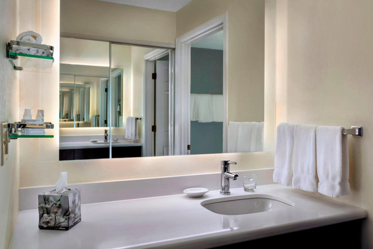 Bathroom 3, Residence Inn Cranberry Township Pittsburgh by Marriott, Butler