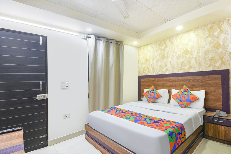 Room 5, Fabhotel Maharaja Gold, Delhi