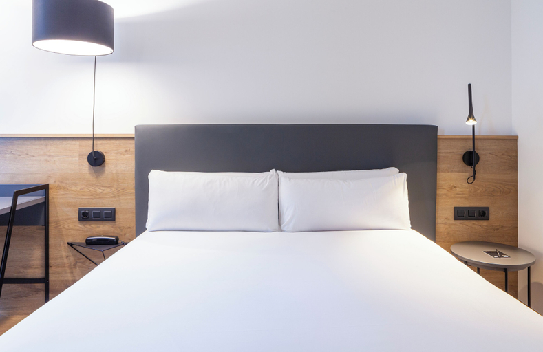 Bedroom 2, Hotel SB Madrid Norte, Madrid