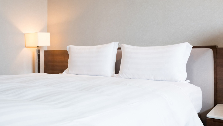 Room 4, XStay Suites Mansfield, Bristol
