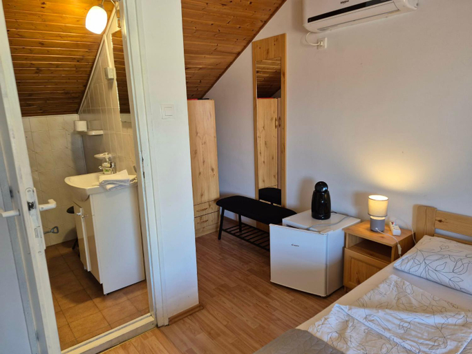 Bathroom 3, Abszolut Panzio, Hévíz/Keszthely