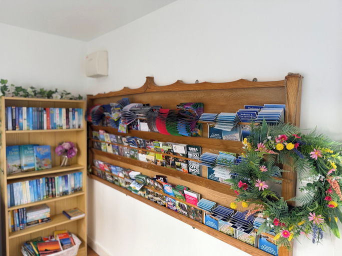 Interior, Cabin Sleeps 6 With Parking and Patio, Cornwall