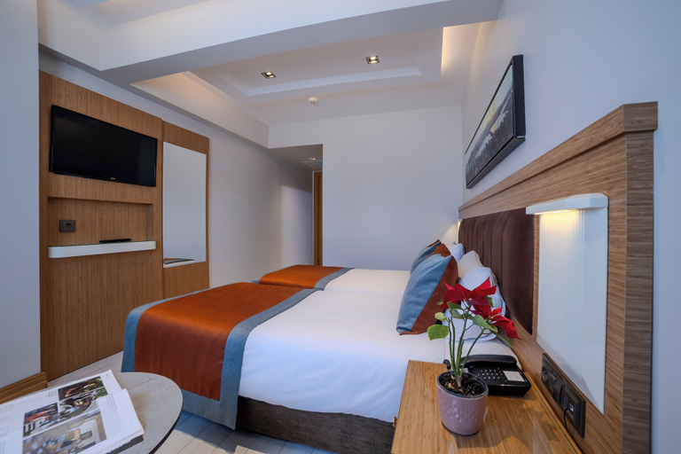 Room 5, REŞİTPAŞA HOTEL, Fatih