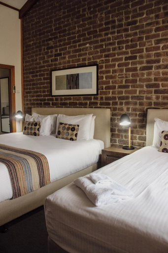 3, The Hahndorf Lodge, Adelaide
