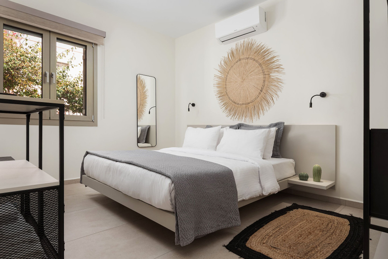 Room 3, Fasma Suites, Attica