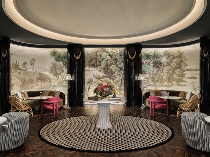 Restaurant 5, Waldorf Astoria Shanghai Qiantan, Shanghai