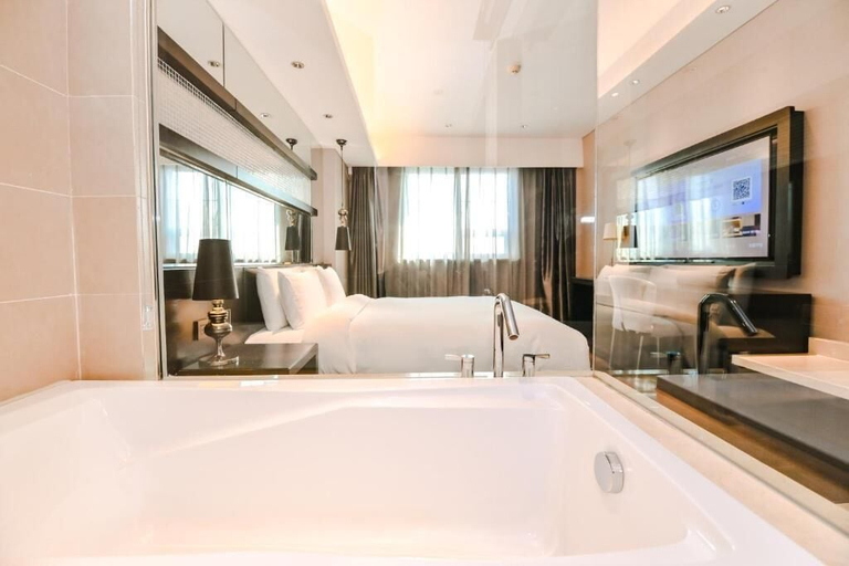 Bathroom 3, Crystal Orange Intl. Tourist Resort, Shanghai