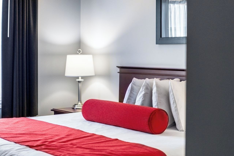 Room 2, Hotel North, Division No. 10