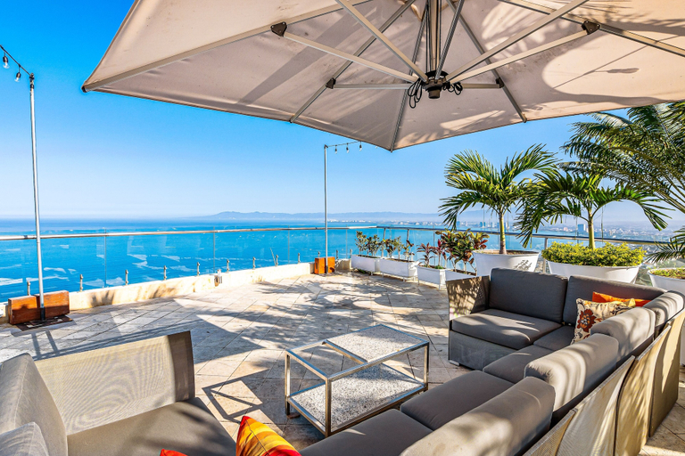 Terrace/patio 4, Upscale Bayview Villa With hot Tub, Private Terrace, Pool & Stylish Interiors, Puerto Vallarta