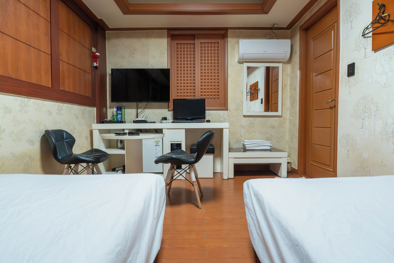 Room 3, Yeongdeungpo Yuan Hotel, Yeongdeungpo