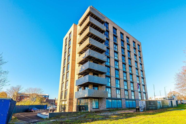 Room 3, Stunning 2-bed Flat Amazing Location Sleeps 4, Sefton