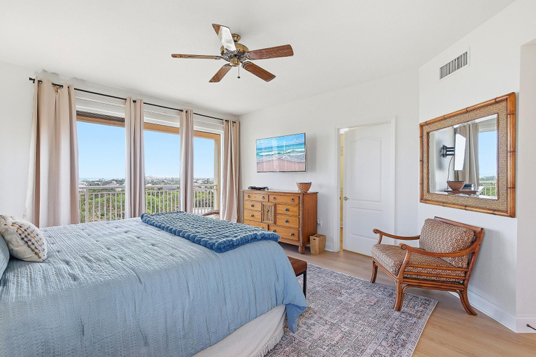 Room 4, Minorca Evissa 706, Volusia