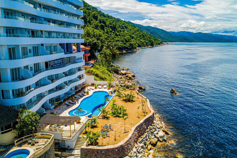 Pool 5, Luxe 8th-floor Condo With Endless Ocean Views, Pool, spa & Balcony, Puerto Vallarta