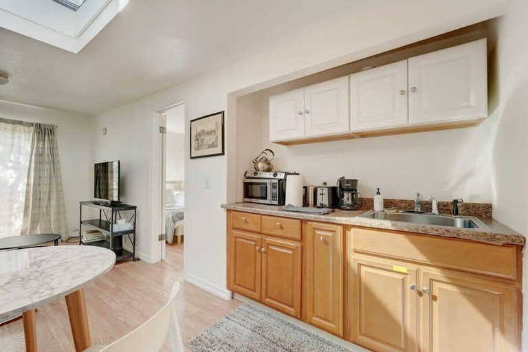Interior 5, Marbella Lane -cozy 1BR Studio in Palo Alto Dwtn, Santa Clara