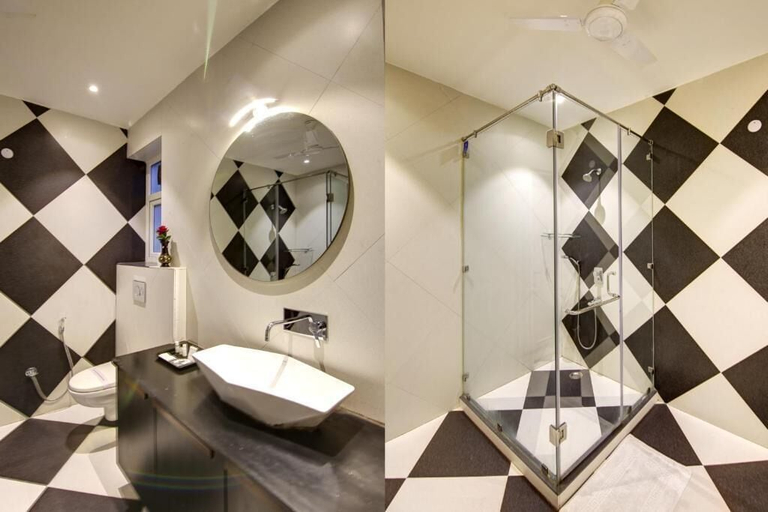 Bathroom 2, The Solace, Delhi