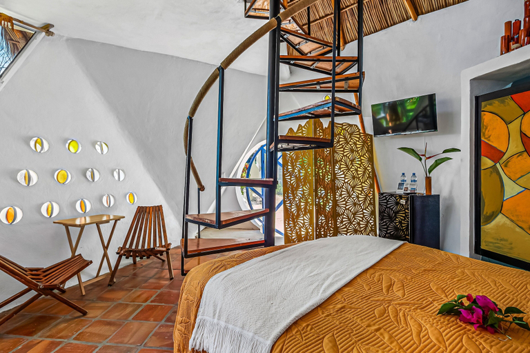 Room 3, Relaxing Apartment With Mini Pool & High-speed Internet - Explore Local Delights, Park