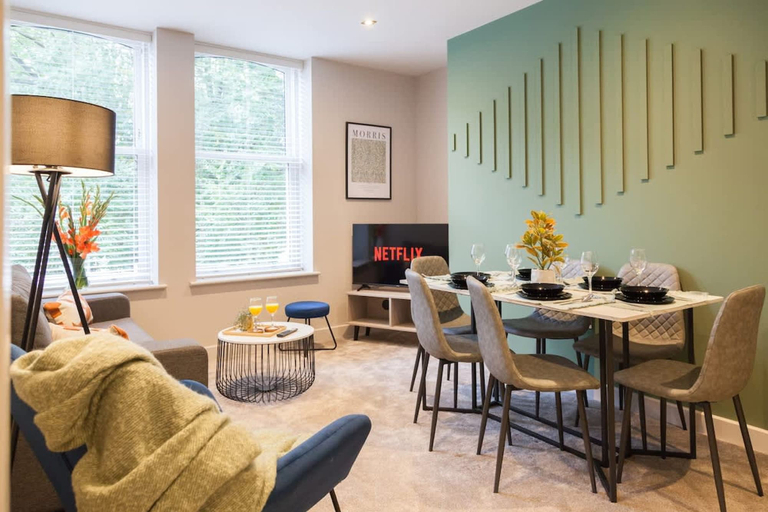 Room 2, Somers Suites Apartments-central-high Spec-sleep 6, Leeds
