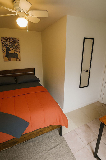 Room 1, Cabana, Miami-Dade