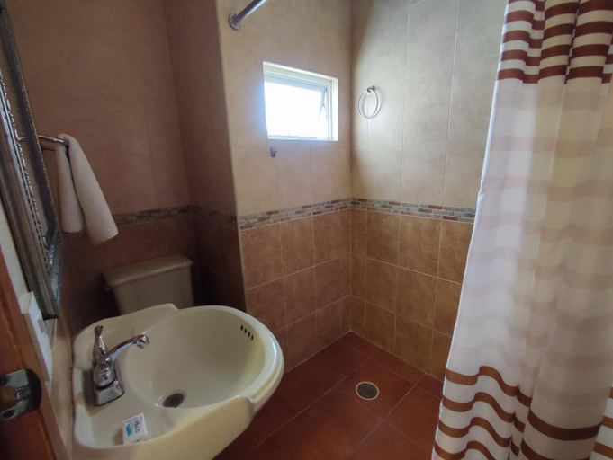 Bathroom 5, Hotel Del Valle, Tecamachalco, Atoyatempan