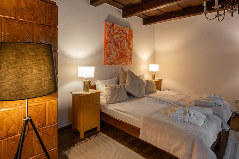 Bedroom 2, Alsopetenyi Vendeghazak, Rétság