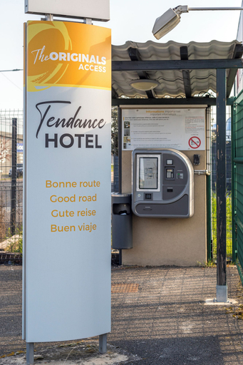 Exterior & Views 2, The Originals ACCESS Tendance Hôtel, Loire