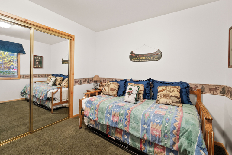 Room 5, Meandering moose, San Bernardino