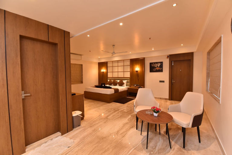 Interior, EENNRA SSUBARNA, Murshidabad