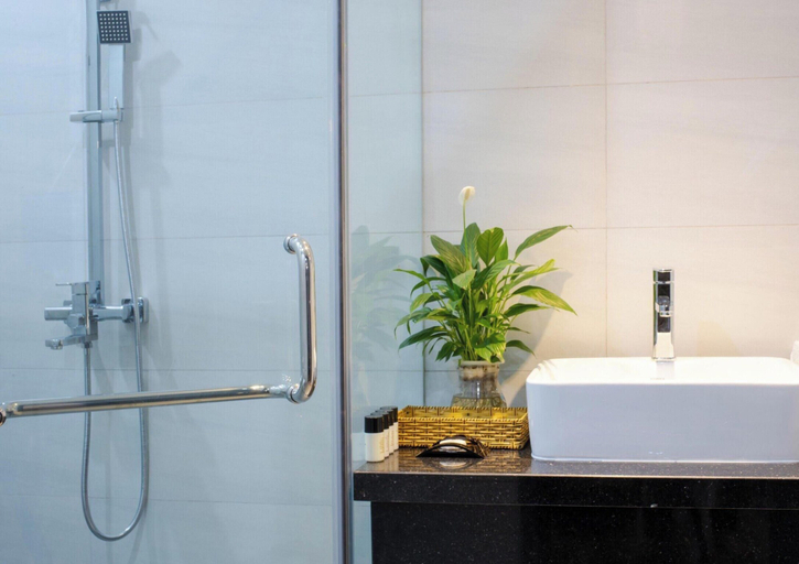 Bathroom 2, SEASOL BEACH BOUTIQUE HOTEL, Da Nang