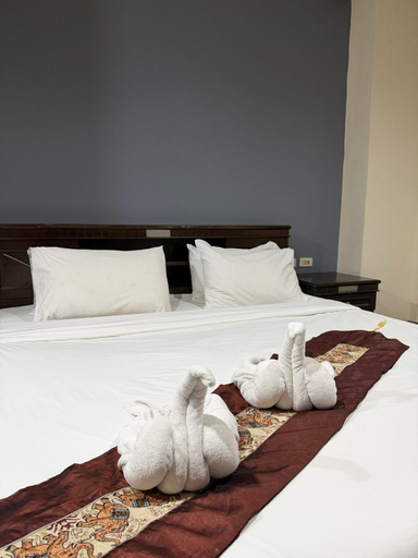 Bedroom 2, Emporium Hotel, Muang Chiang Mai