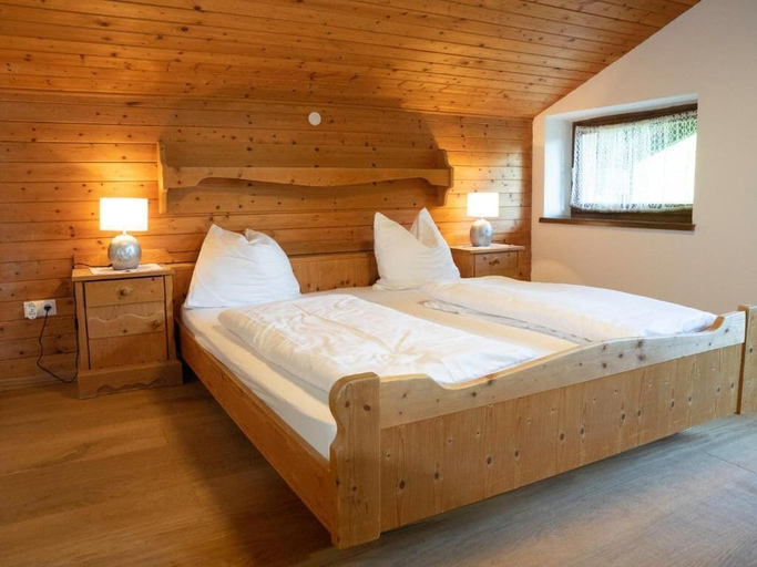 Bedroom 2, Hotel Friedlwirt - Kraftplatz Natur, Zell am See