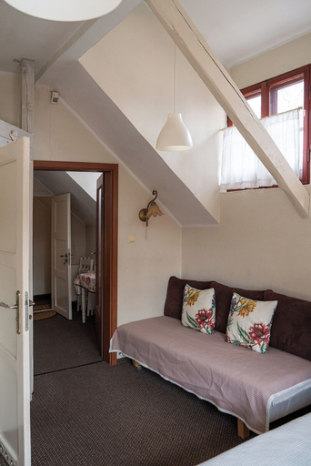 Room 5, Młynarzowy Dworek, Gdynia
