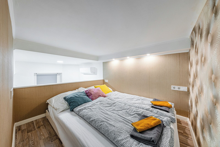 Room 5, Casa Bella Apartments, Budapesti