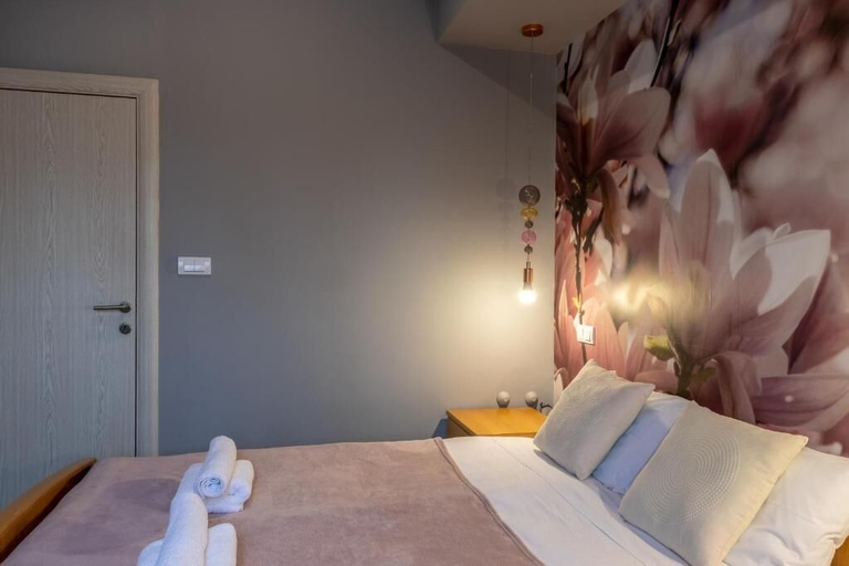 Room 4, Green Town Apartments, Sombor