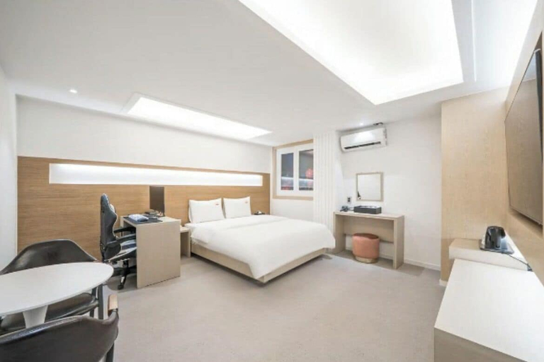 Room 2, DEUMEU HOTEL, Changwon
