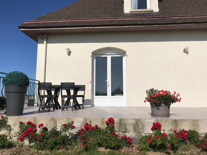 Exterior & Views 2, VILLA PORT WINSTON CHAMBRES BB ET STUDIOS, Calvados