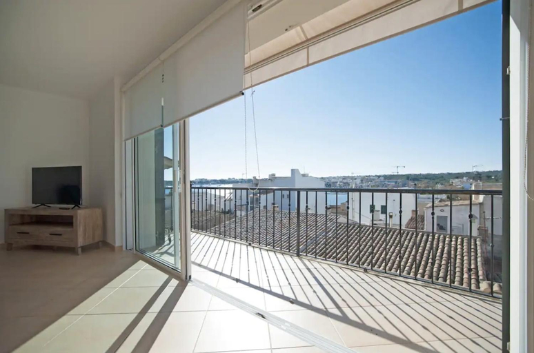 Others 5, Casa Can Alou, Baleares