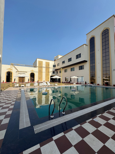 Pool 3, VRINDA HOTELS, Sitapur