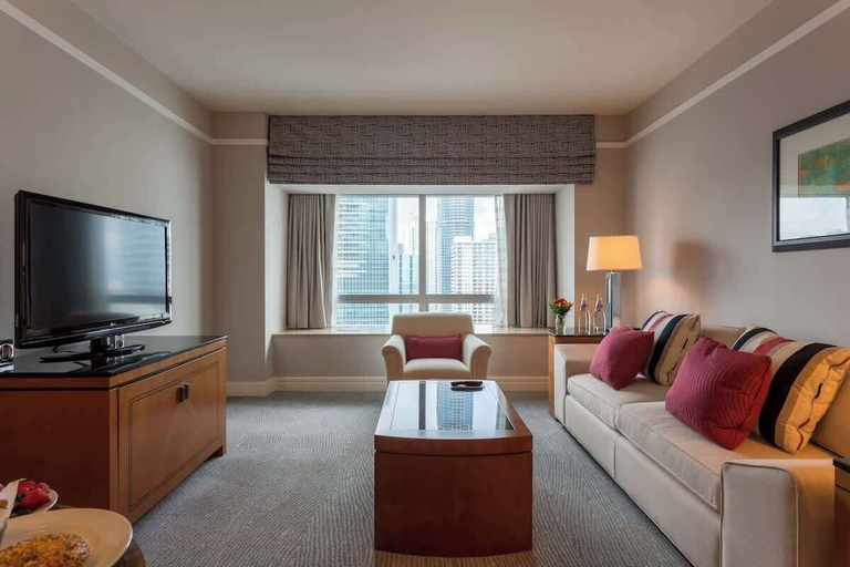 Interior 4, Luxury Four Seasons Condo Free Valet & Gym, Miami-Dade