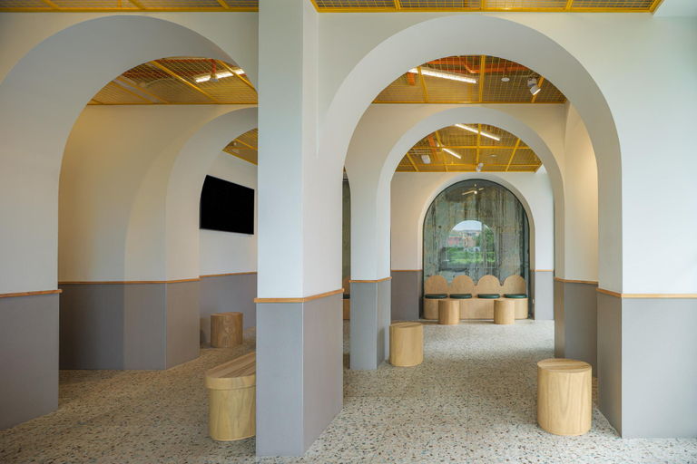 Public Area 3, mu petite, Kinta