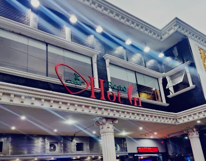 Exterior & Views 2, Hot In Hotel, Depok