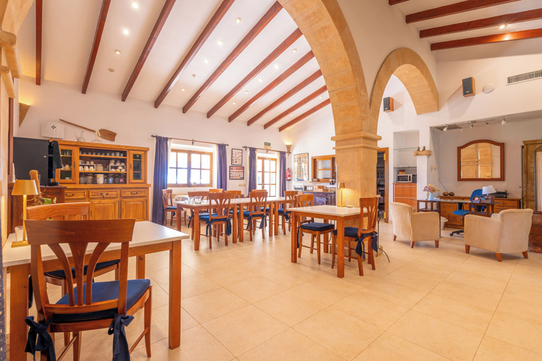 Breakfast area 5, AGROTURISMO MONDRAGO, Baleares
