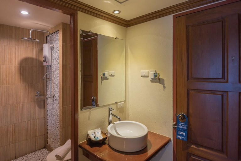 Bathroom 4, Mac Resort Hotel Ko Chang, Koh Chang