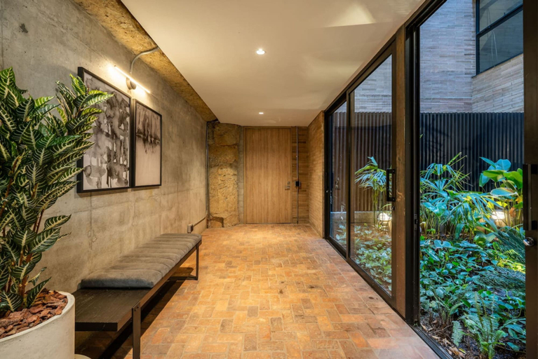 Room 4, Luxury 3BR Apt With Private Jacuzzi Pool Table, Medellín