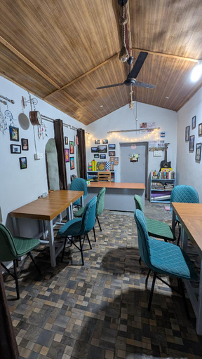 Food & Drinks, Resort Blue lotus, Almora