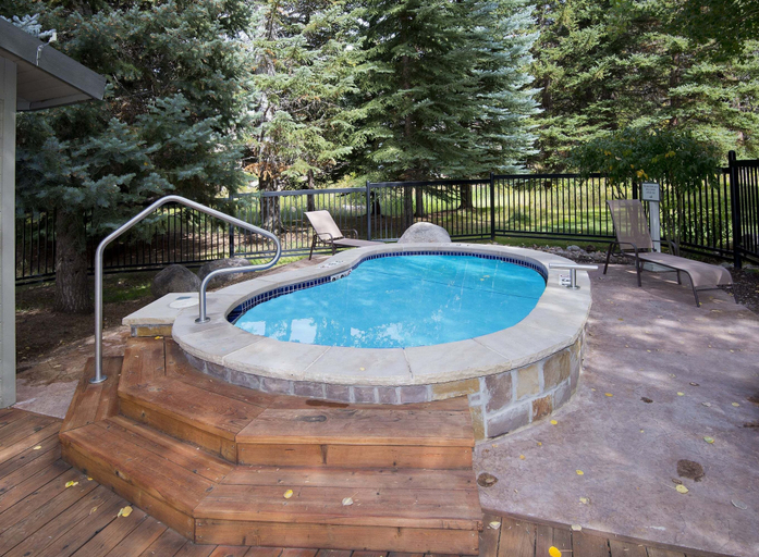 Terrace/patio 3, Coldstream #18 3 Bedroom Townhouse, Eagle