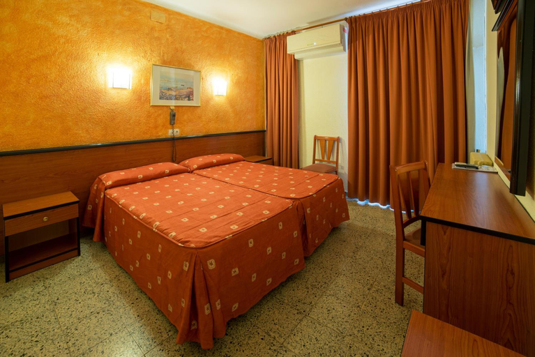 Bedroom 3, BLUESEA Continental, Girona